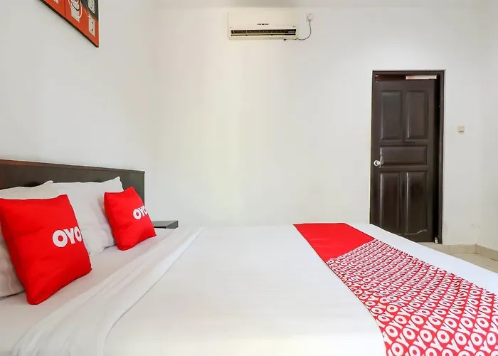 Otel Capital O 1666 Grand Pudjawan Near Kuta Lombok