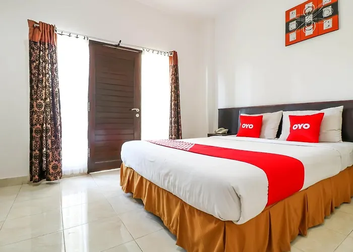 Capital O 1666 Grand Pudjawan Near 2*