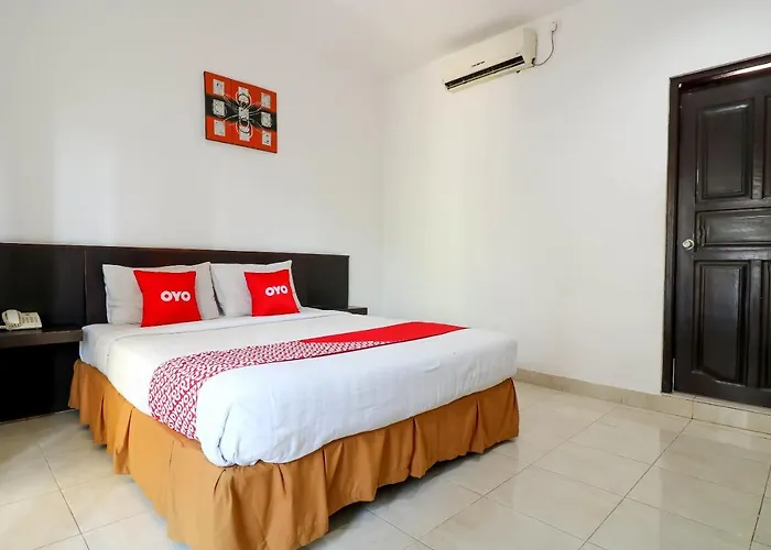 Capital O 1666 Grand Pudjawan Near 2*