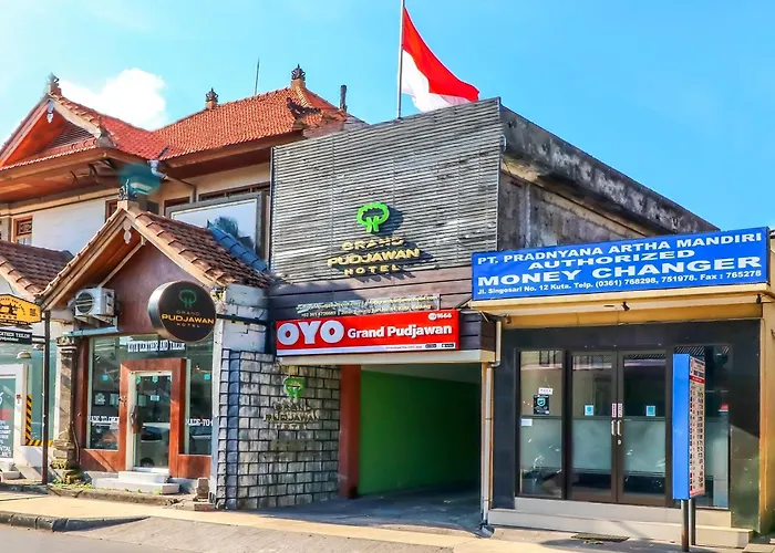 Capital O 1666 Grand Pudjawan Near 2* Kuta (Bali)