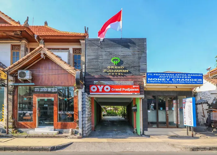 Capital O 1666 Grand Pudjawan Near Hotel Kuta (Bali)