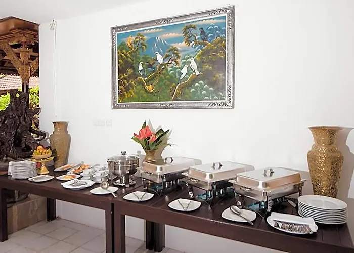 Hotel Capital O 1666 Grand Pudjawan Near 2*