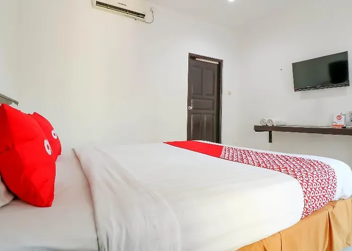 Capital O 1666 Grand Pudjawan Near 2*
